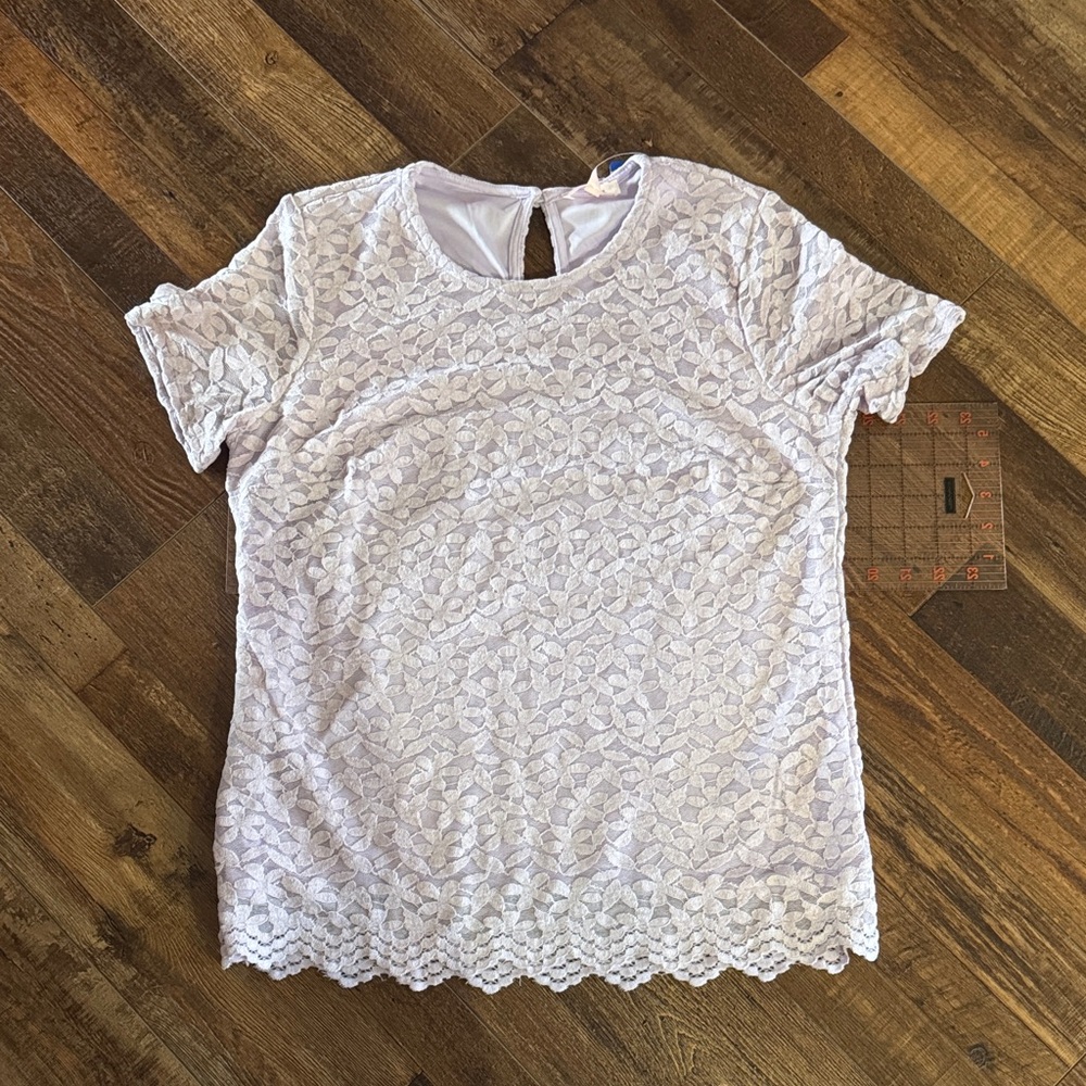 Lavender Lace Short Sleeve Top
